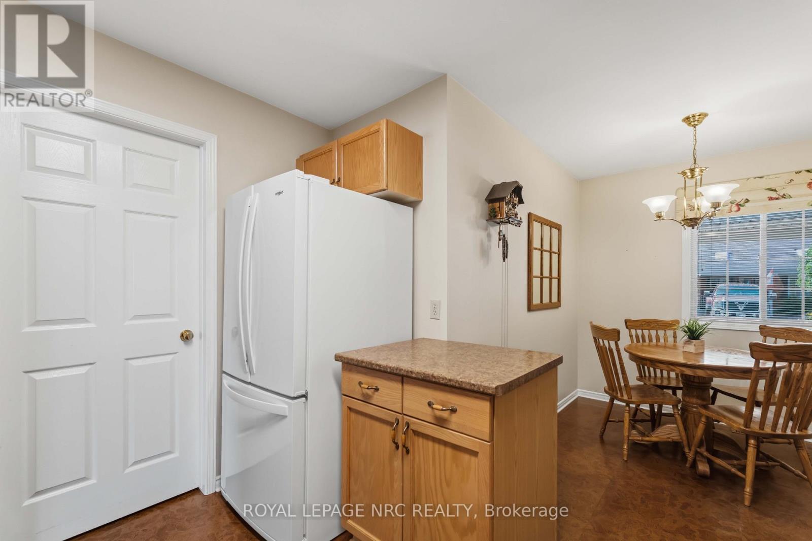#10 4107 BUTTERNUT COURT - Image 8