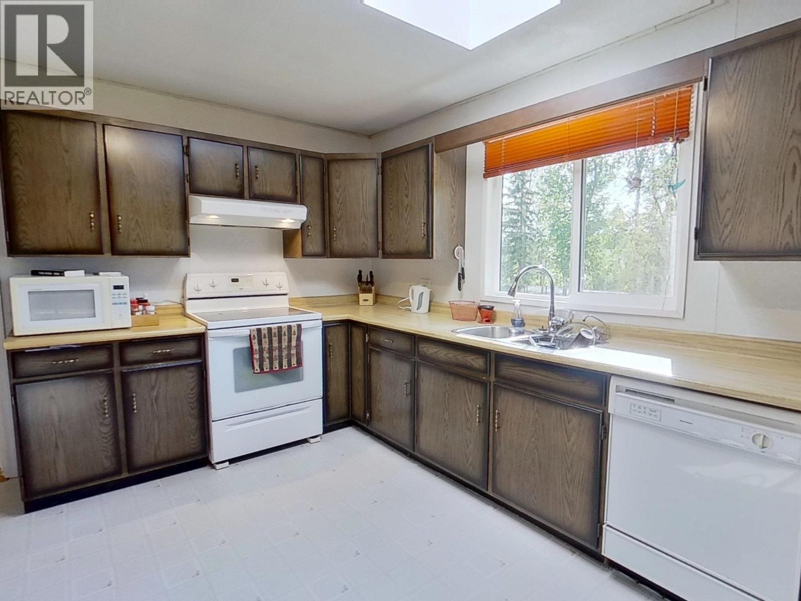 5720 QUESNEL-HIXON ROAD - 7