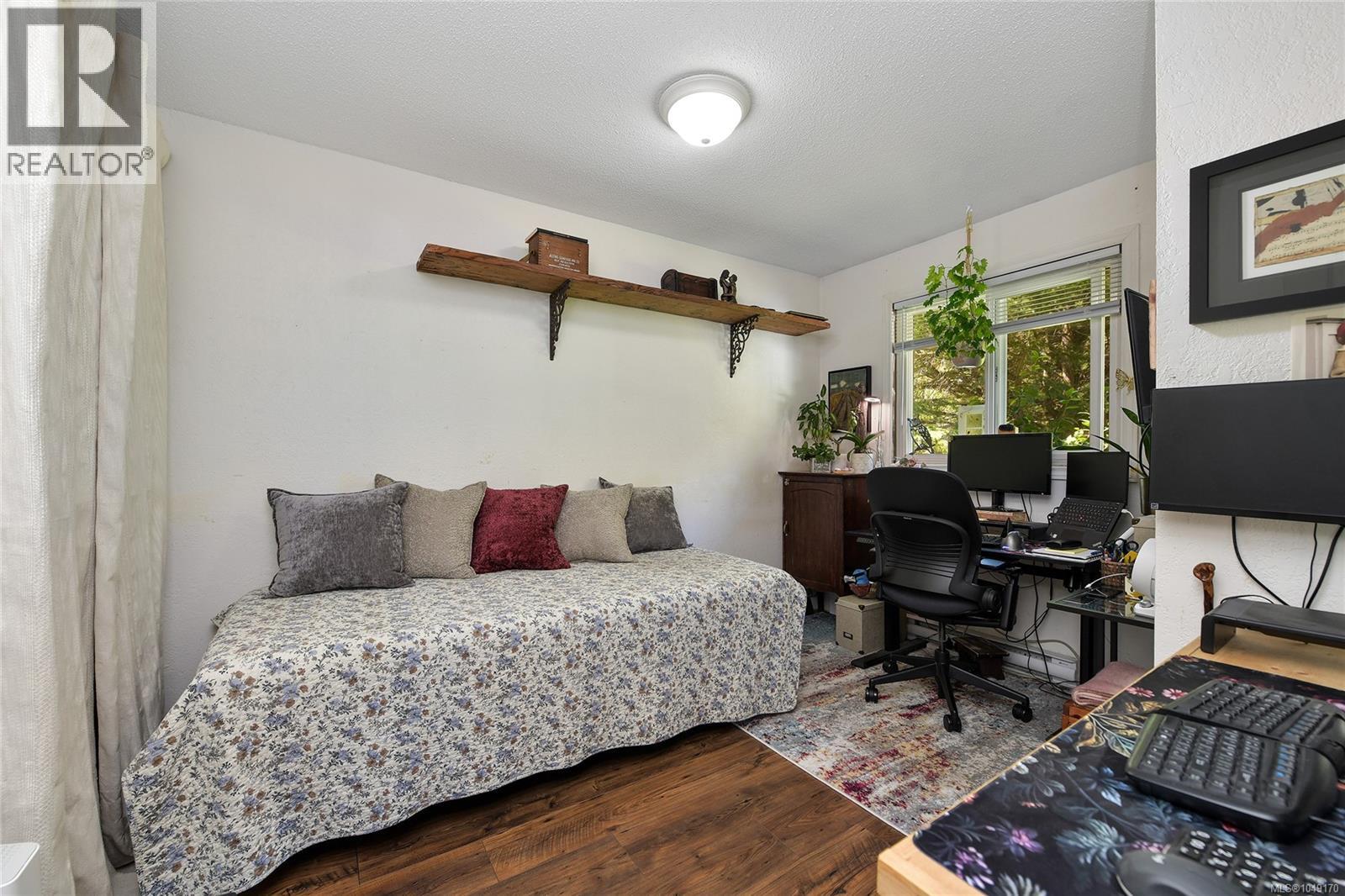 #A 2775 Rosebank Rd - Image 15