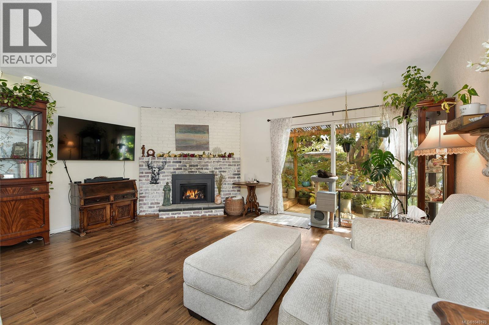#A 2775 Rosebank Rd - Image 9