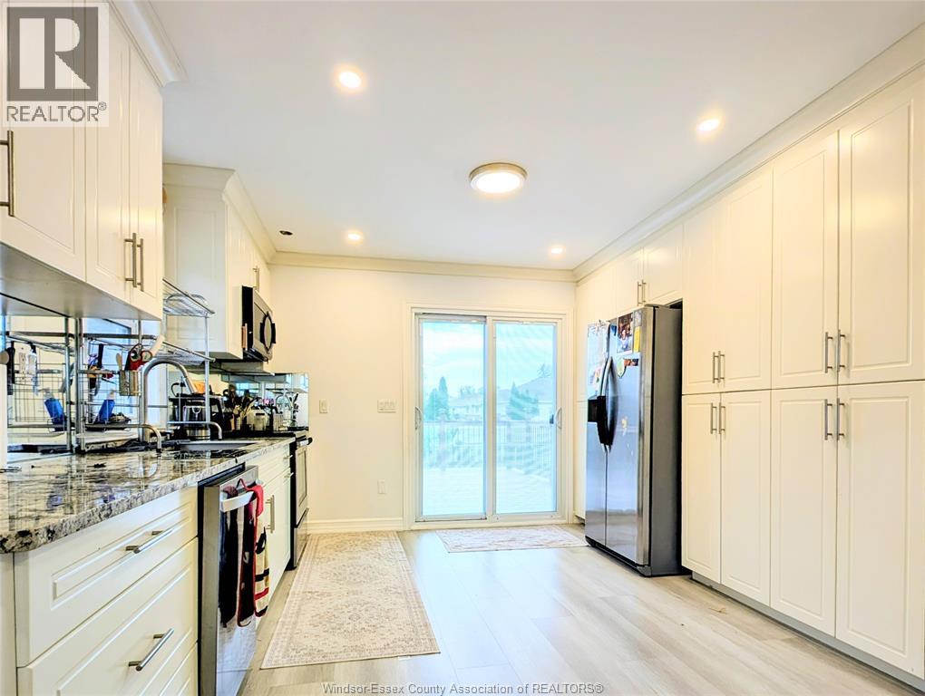 4465 SPAGO CRESCENT, Windsor — photo 9