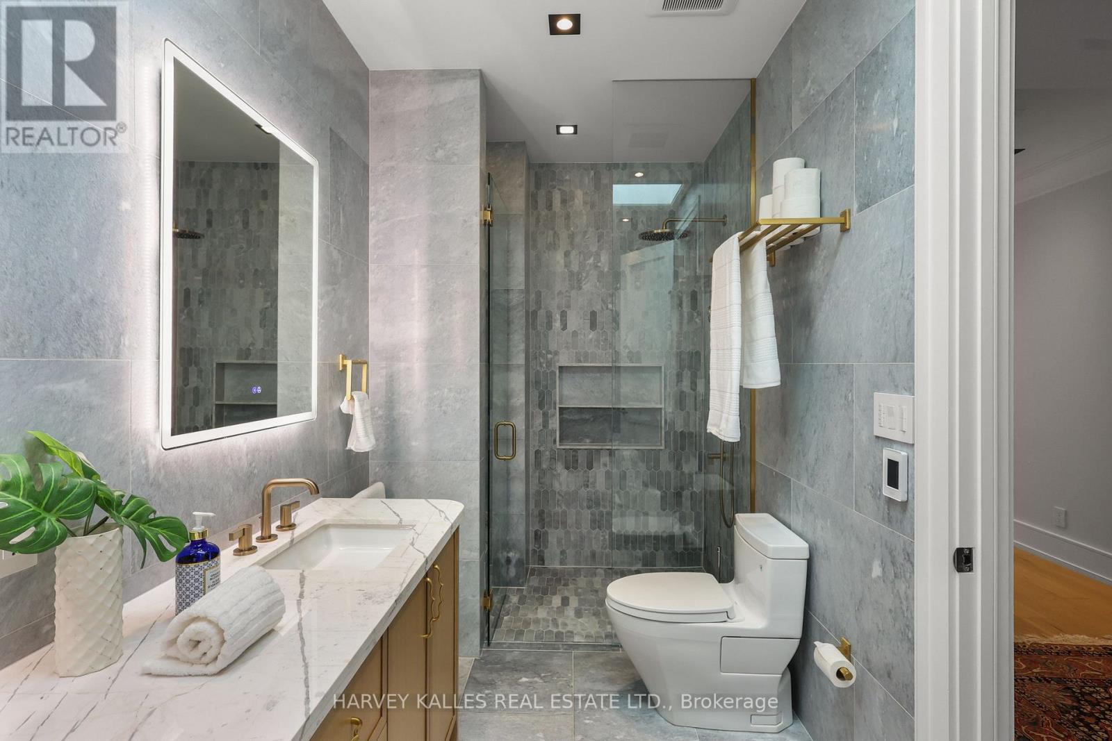 90 ROE AVENUE - Image 30