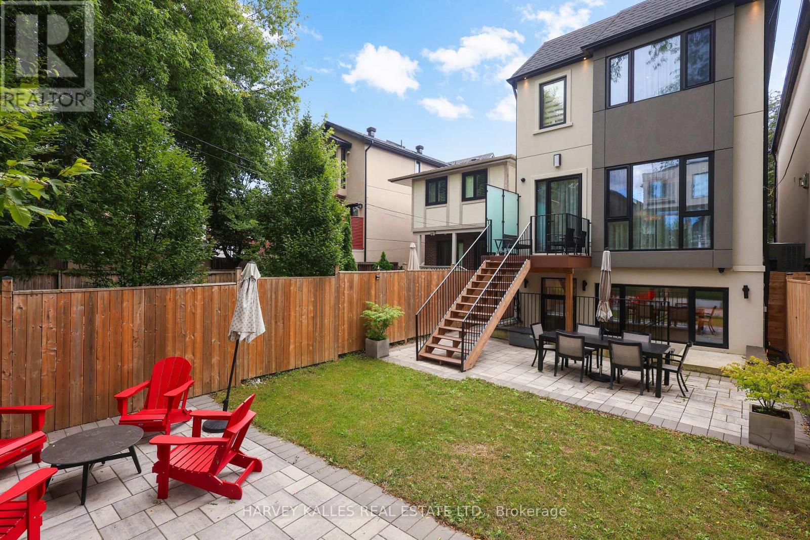 90 ROE AVENUE - Image 48