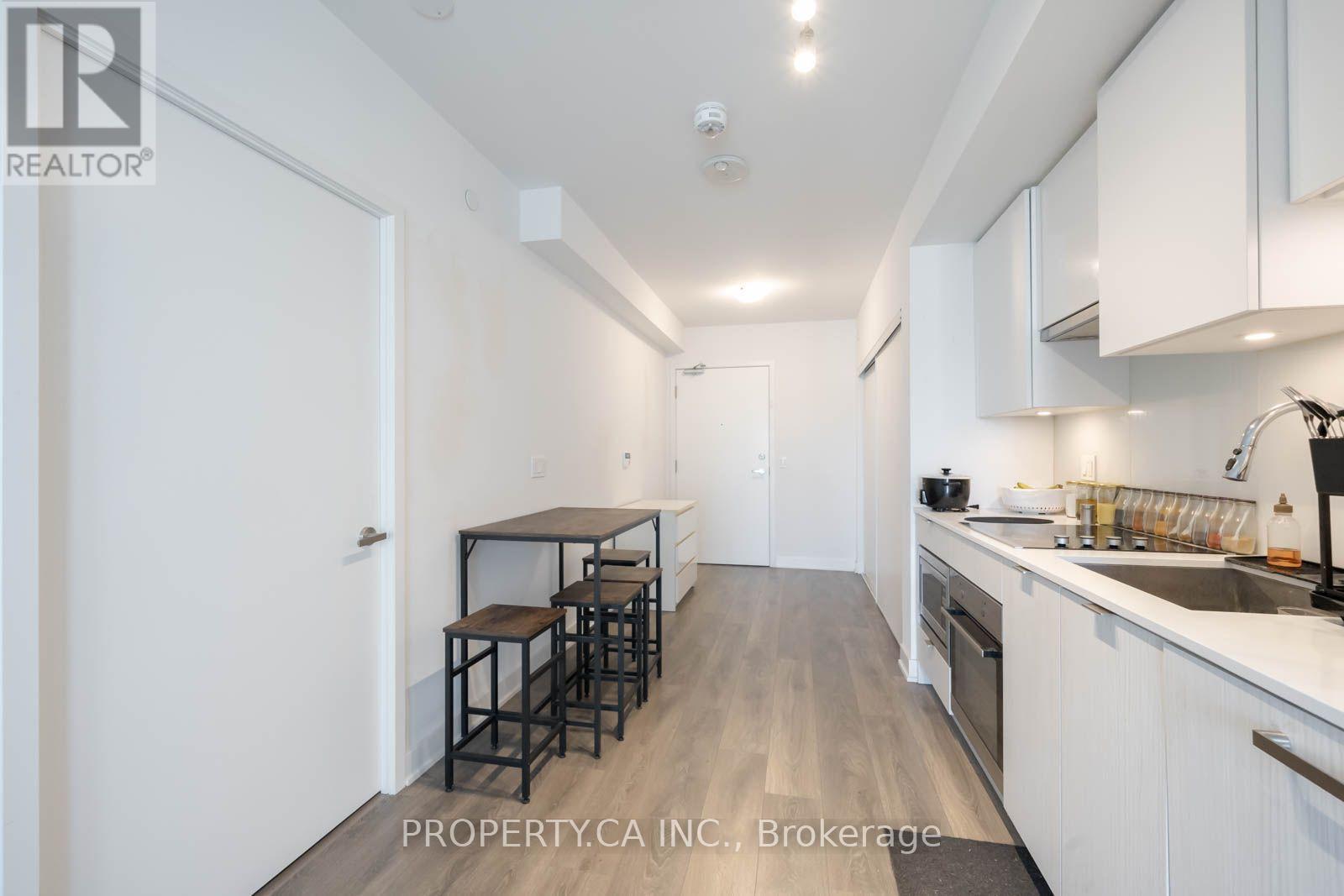 #2612 99 BROADWAY AVENUE - 2