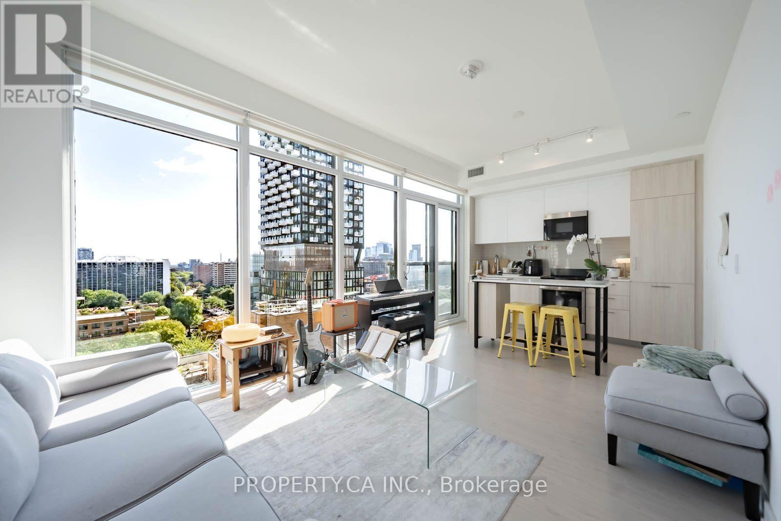 #1509 65 MUTUAL STREET - 1