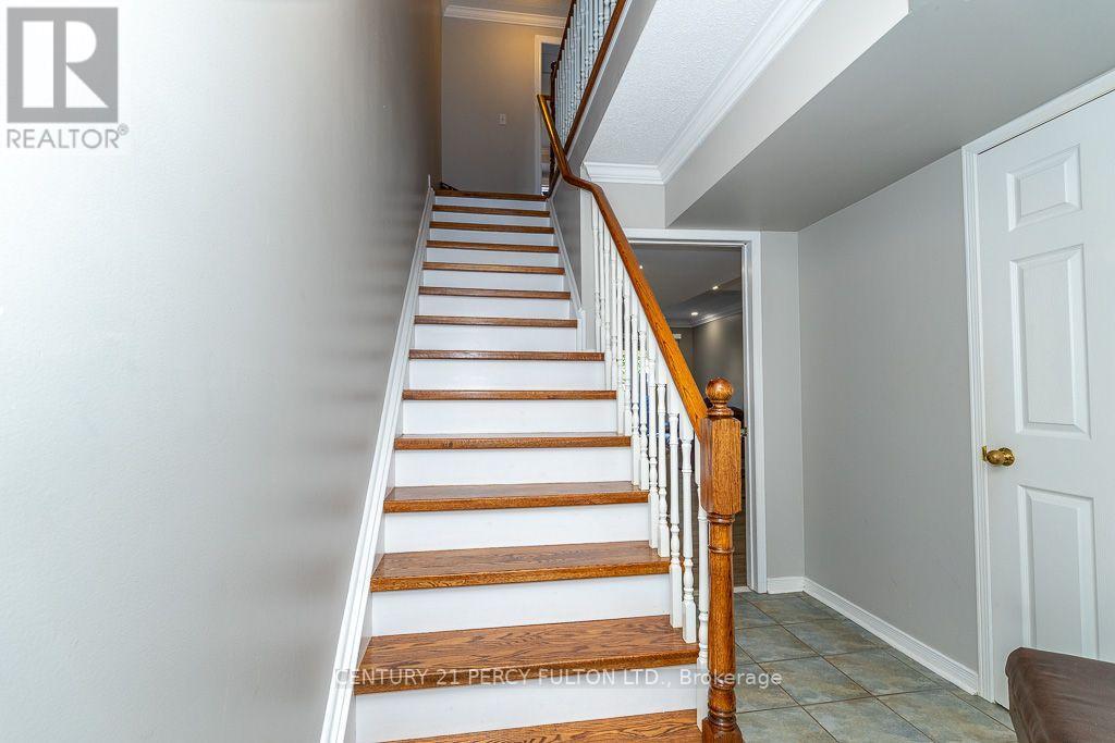 28 RUMI CRESCENT - 12