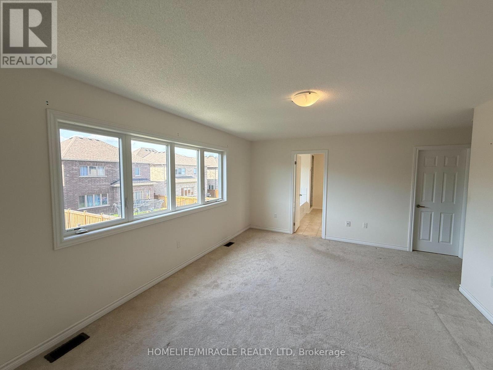 42 ARTHUR MCLAUGHLIN STREET - Image 19