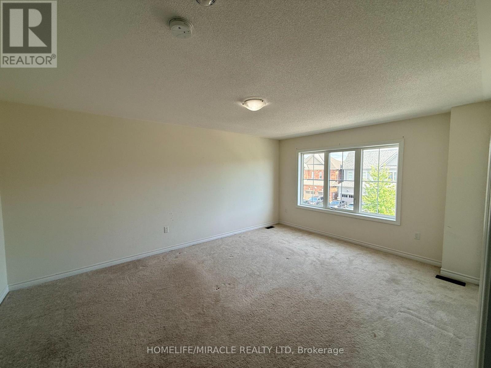 42 ARTHUR MCLAUGHLIN STREET - Image 27
