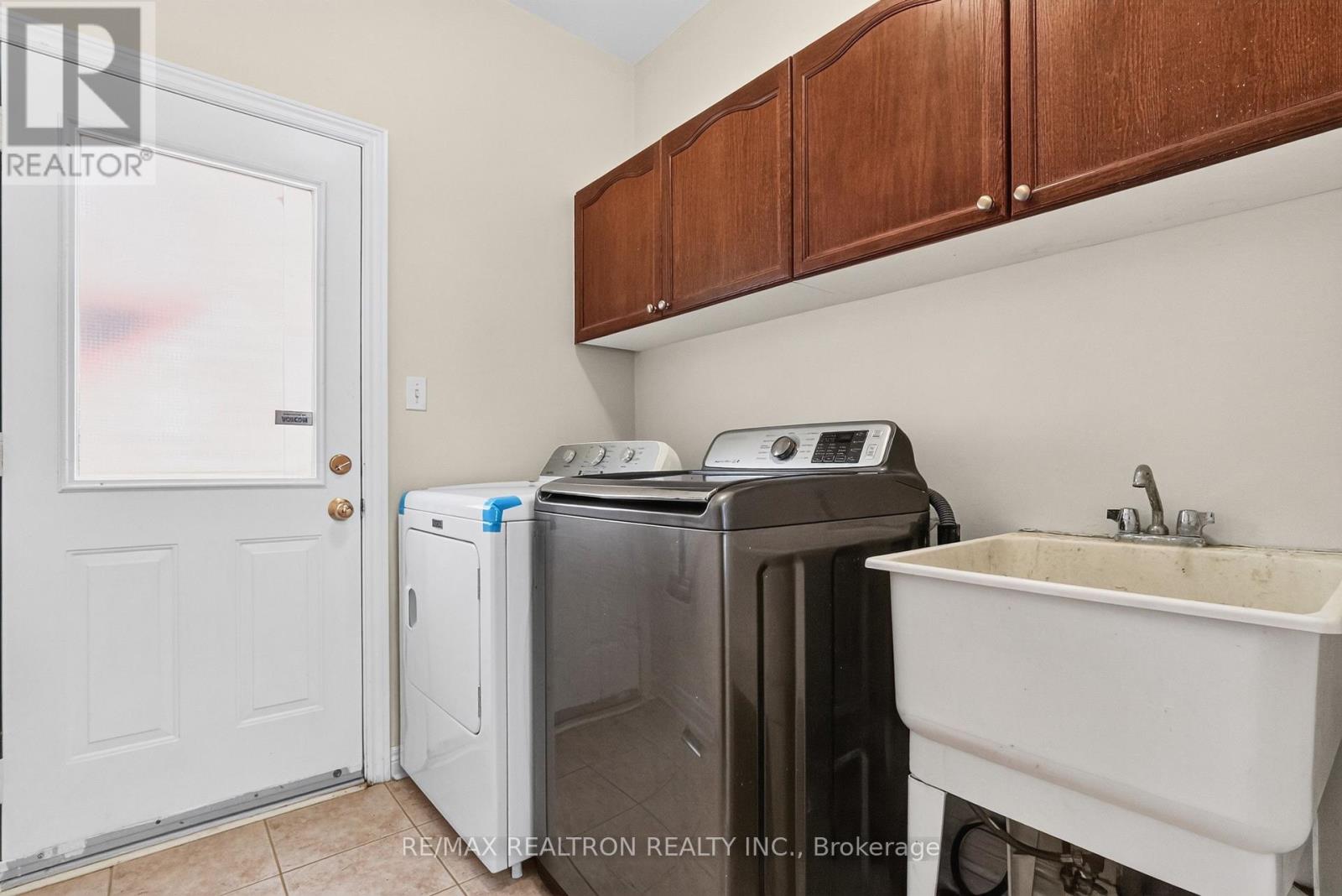 18 CARTER-BENNETT DRIVE - Image 30