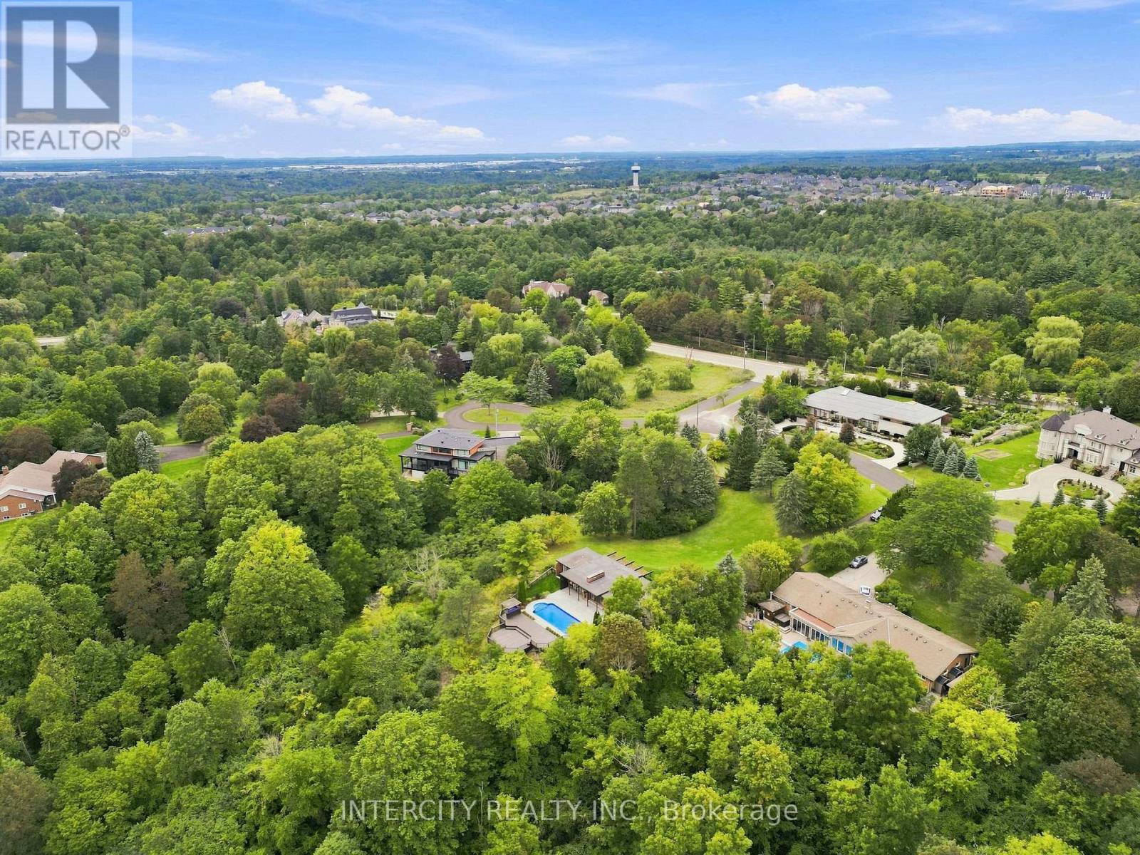 100 Ravendale Court, Vaughan, ON photo 35