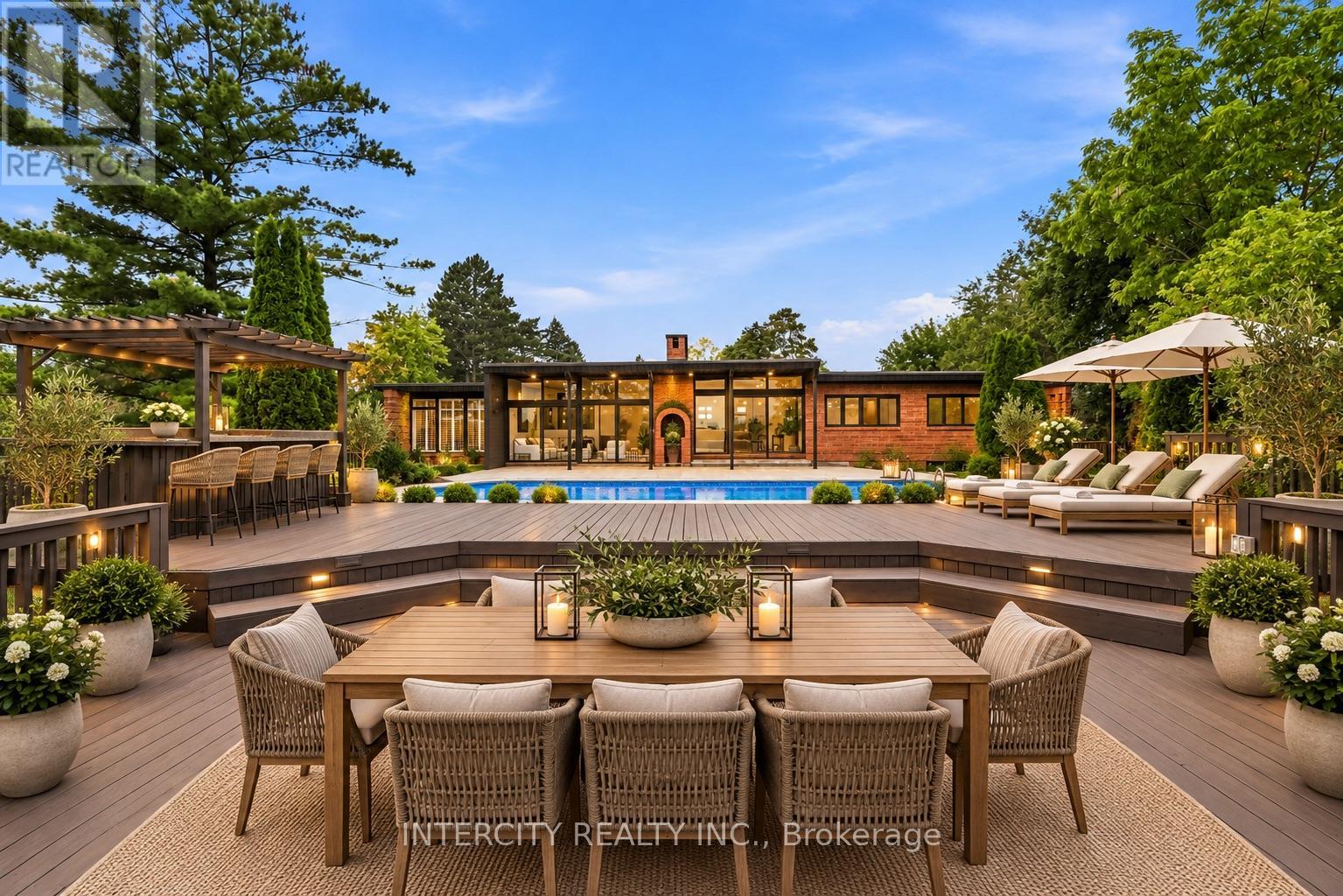 100 Ravendale Court, Vaughan, ON photo 32