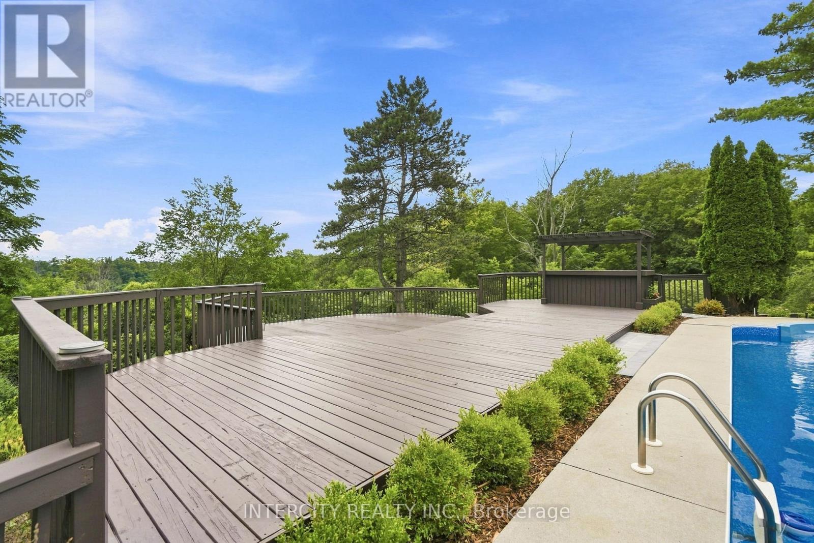 100 Ravendale Court, Vaughan, ON photo 29