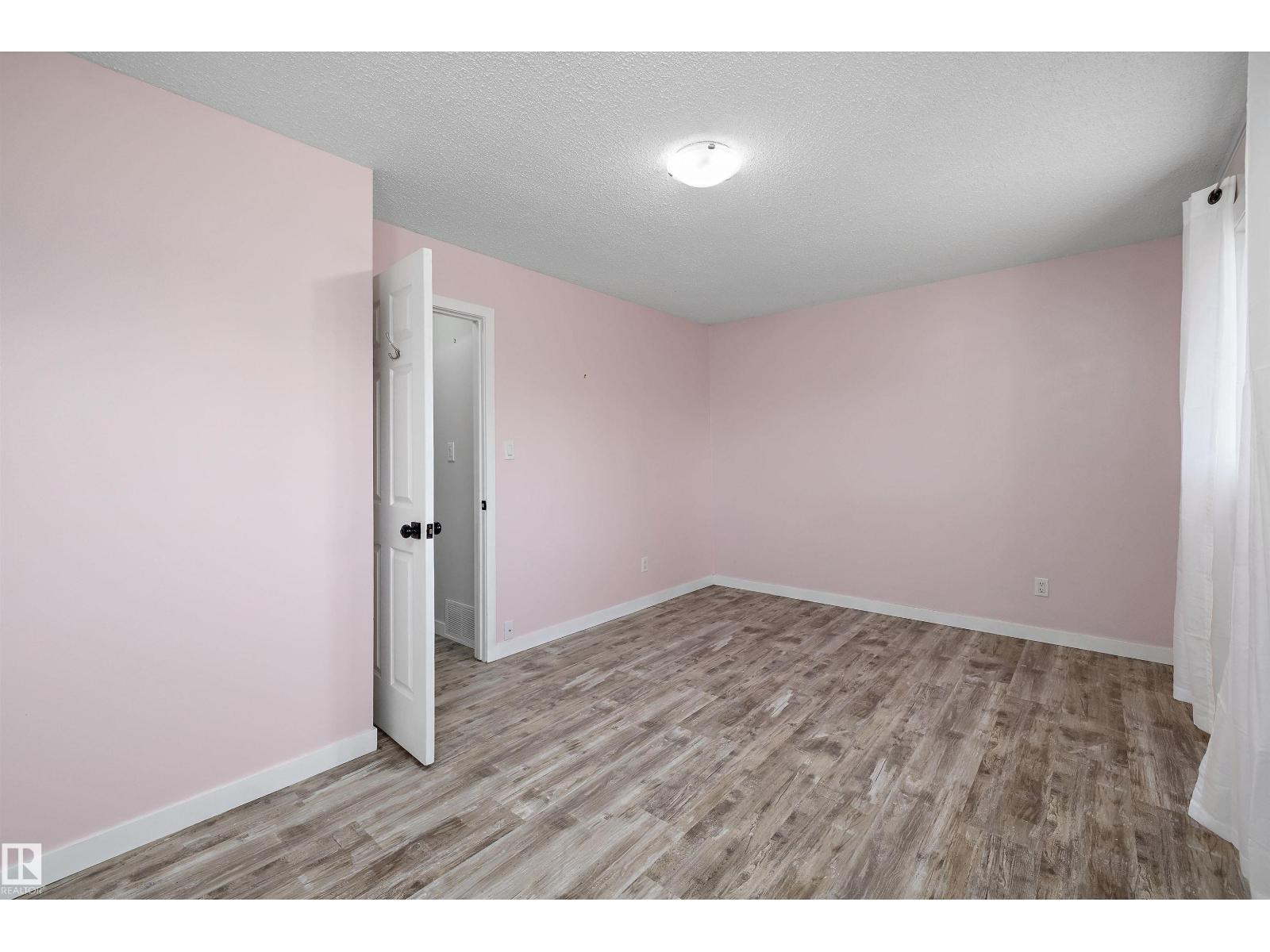 10930 BEAUMARIS RD NW - 32