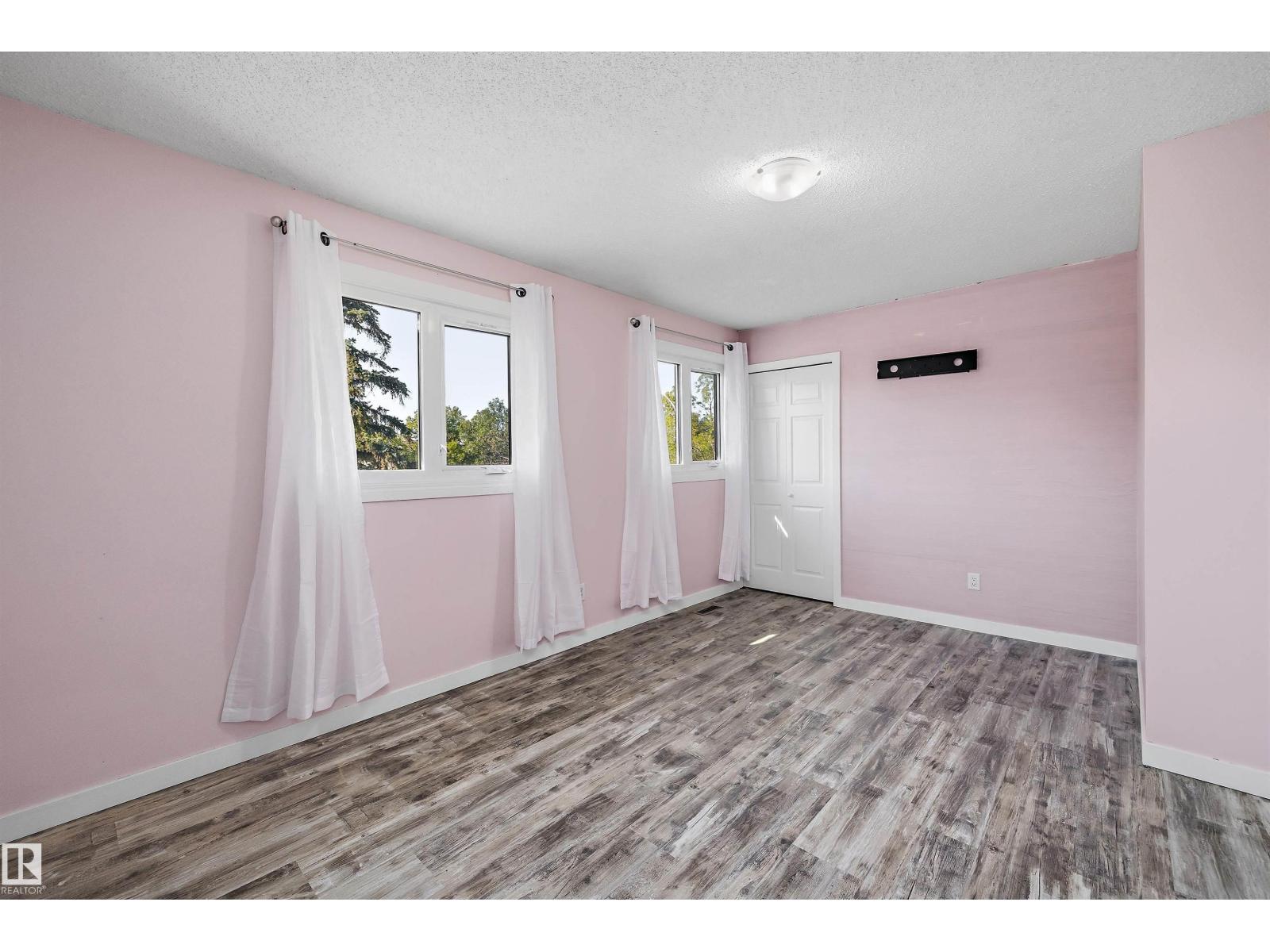 10930 BEAUMARIS RD NW - 33