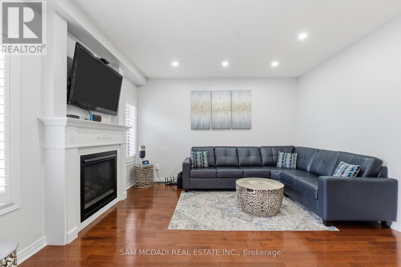 5604 DOCTOR PEDDLE CRESCENT - 7