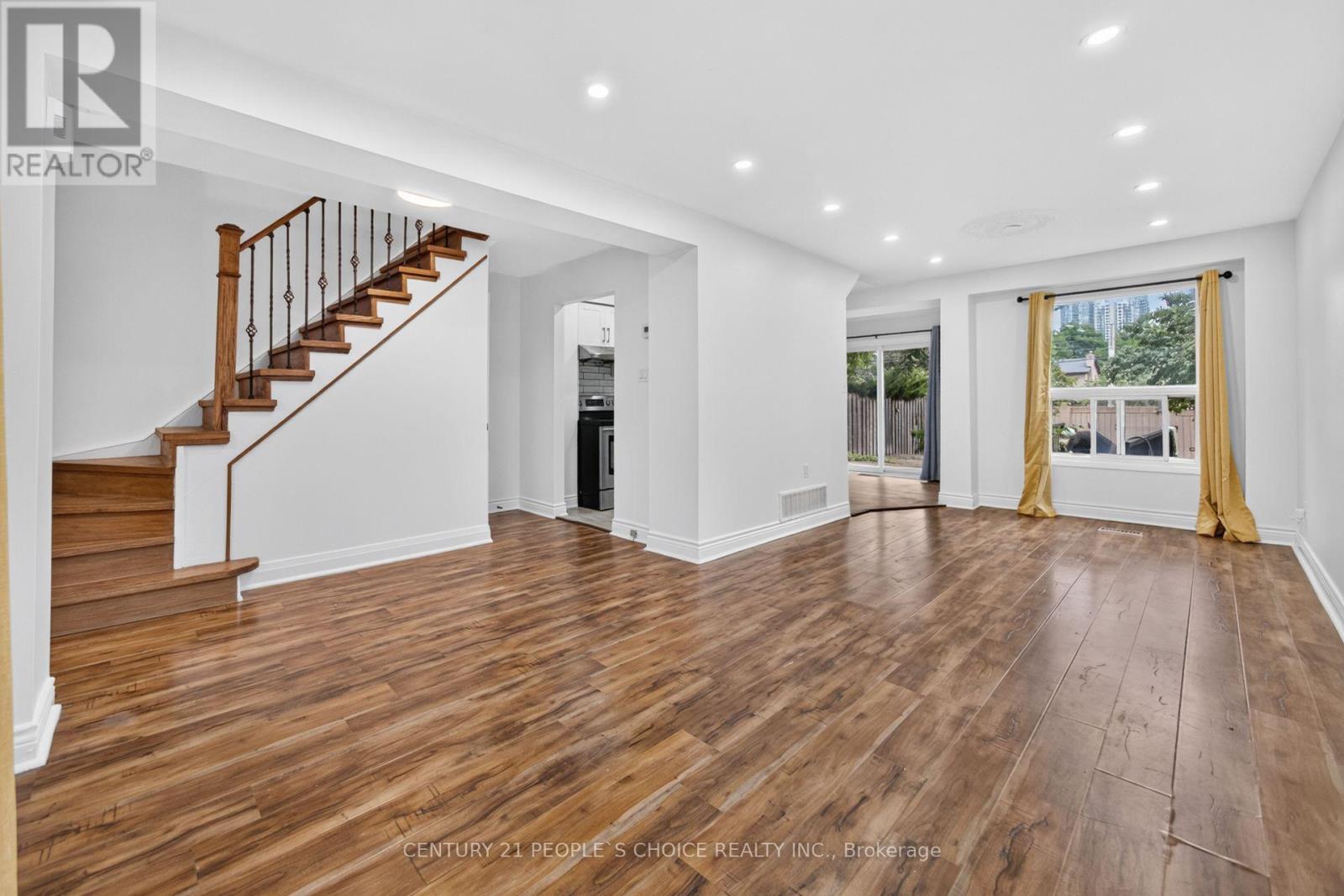 658 GALLOWAY CRESCENT - 10