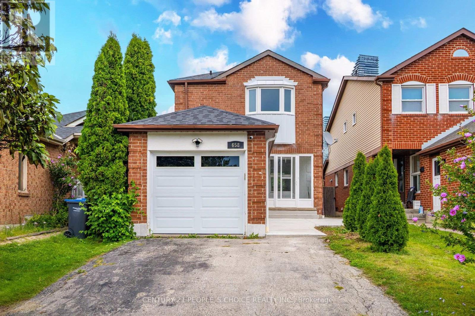 658 GALLOWAY CRESCENT - 2