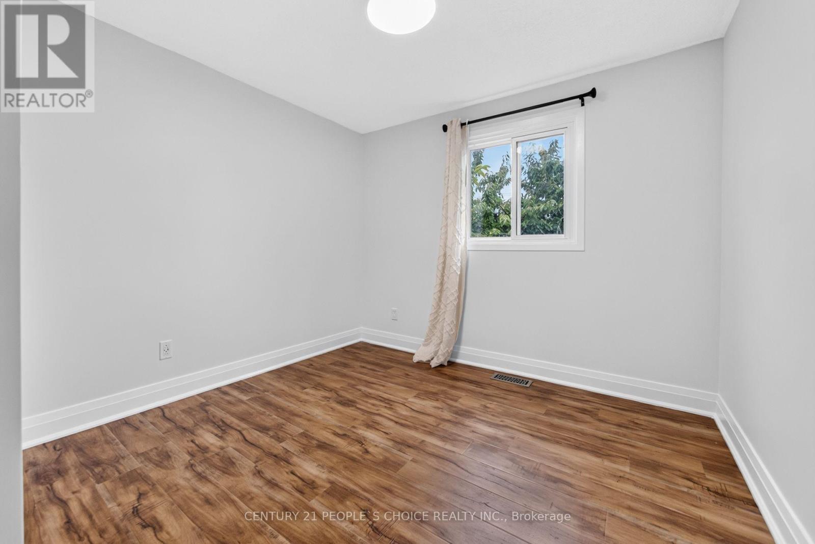 658 GALLOWAY CRESCENT - 23
