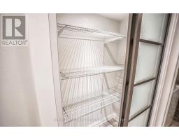 Bsmt - 34 Kenneth Avenue, Toronto, ON M6P1H9 Photo 12