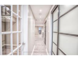 Bsmt - 34 Kenneth Avenue, Toronto, ON M6P1H9 Photo 8