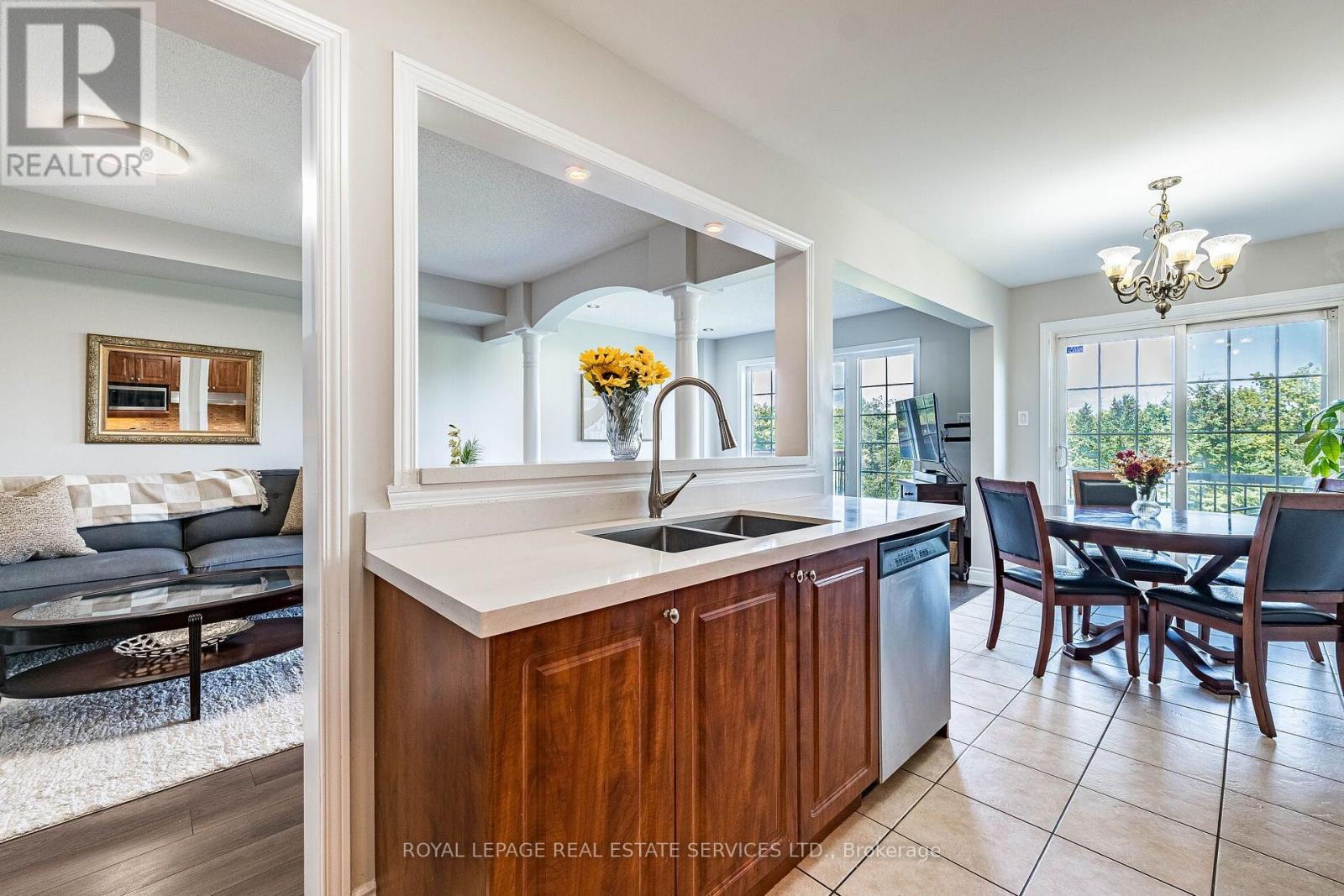 26 BAY BREEZE DRIVE - 14