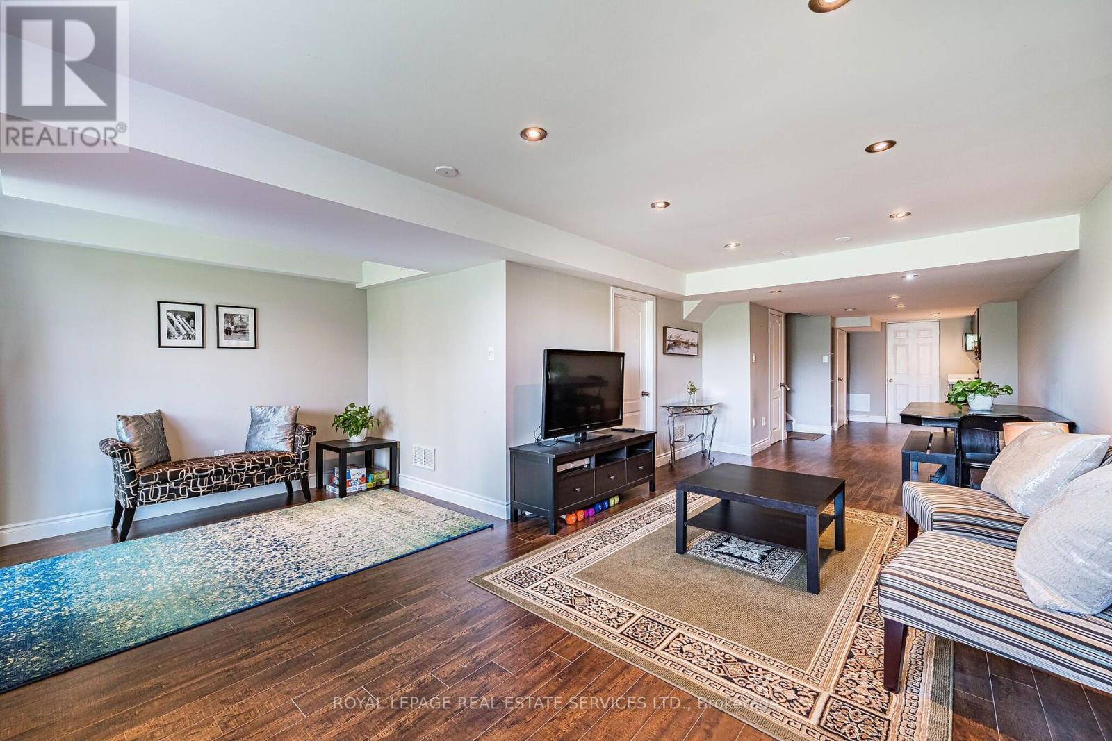 26 BAY BREEZE DRIVE - 45