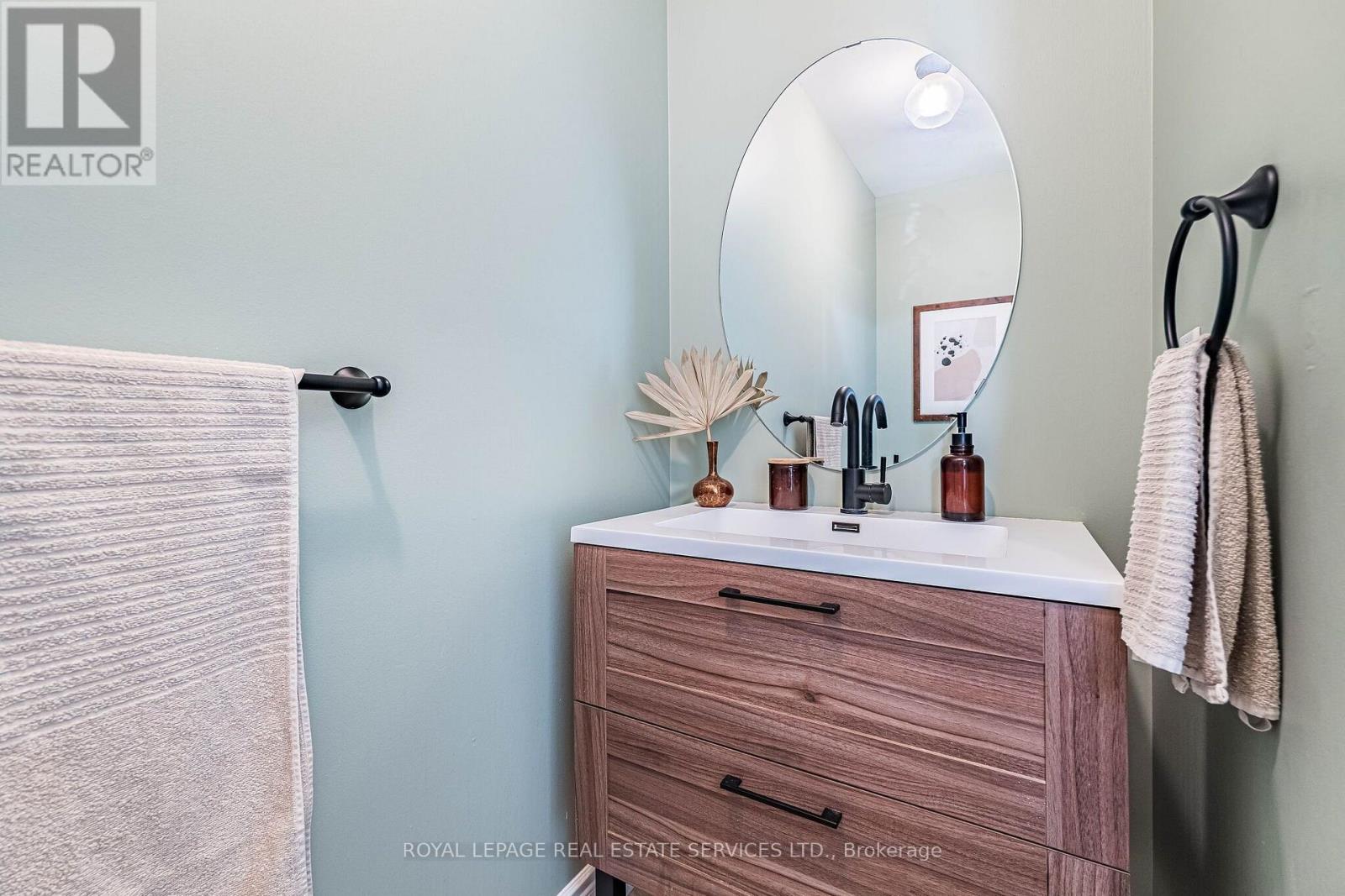 26 BAY BREEZE DRIVE - 7