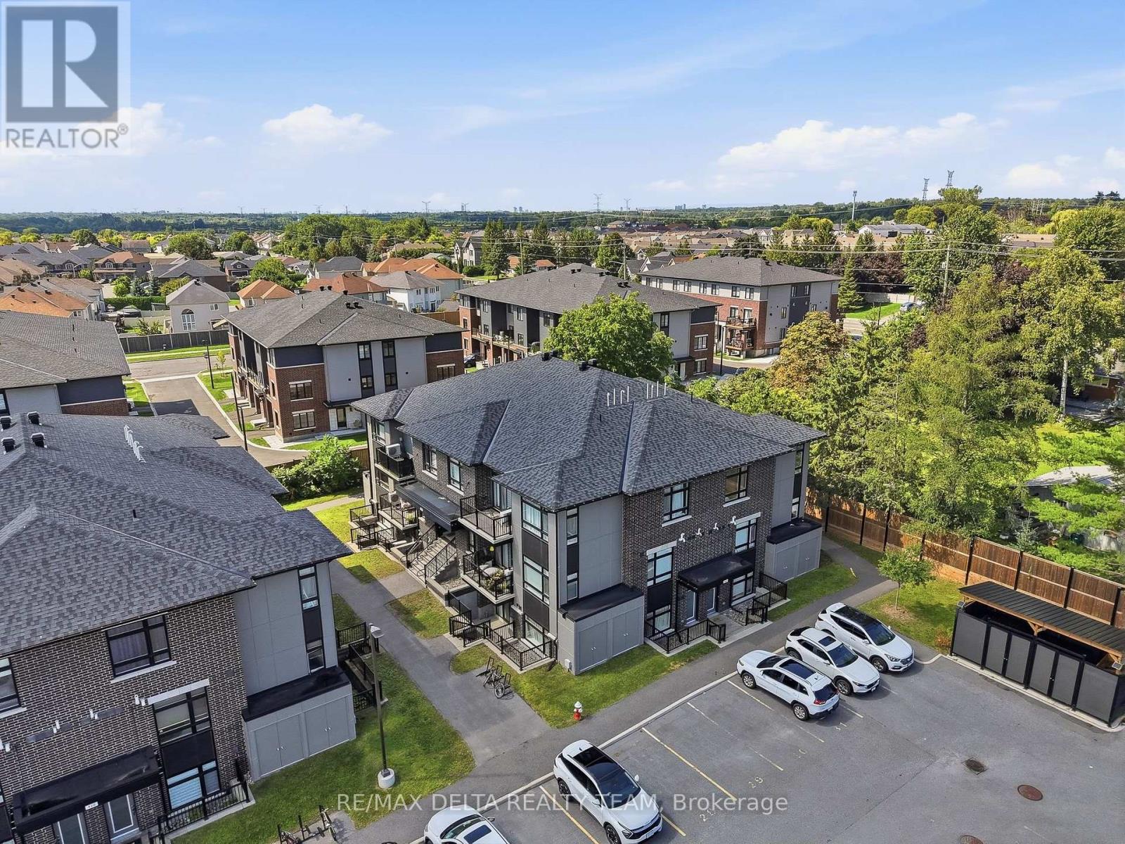 2 Bed, 2 Bath House for Sale in Ottawa – C – 400 C ROLLING MEADOW CRESCENT, Ottawa – MLS# X13747490 - Image 22