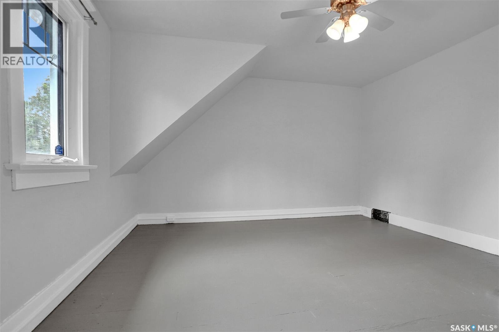 1350 McTavish STREET - Image 17