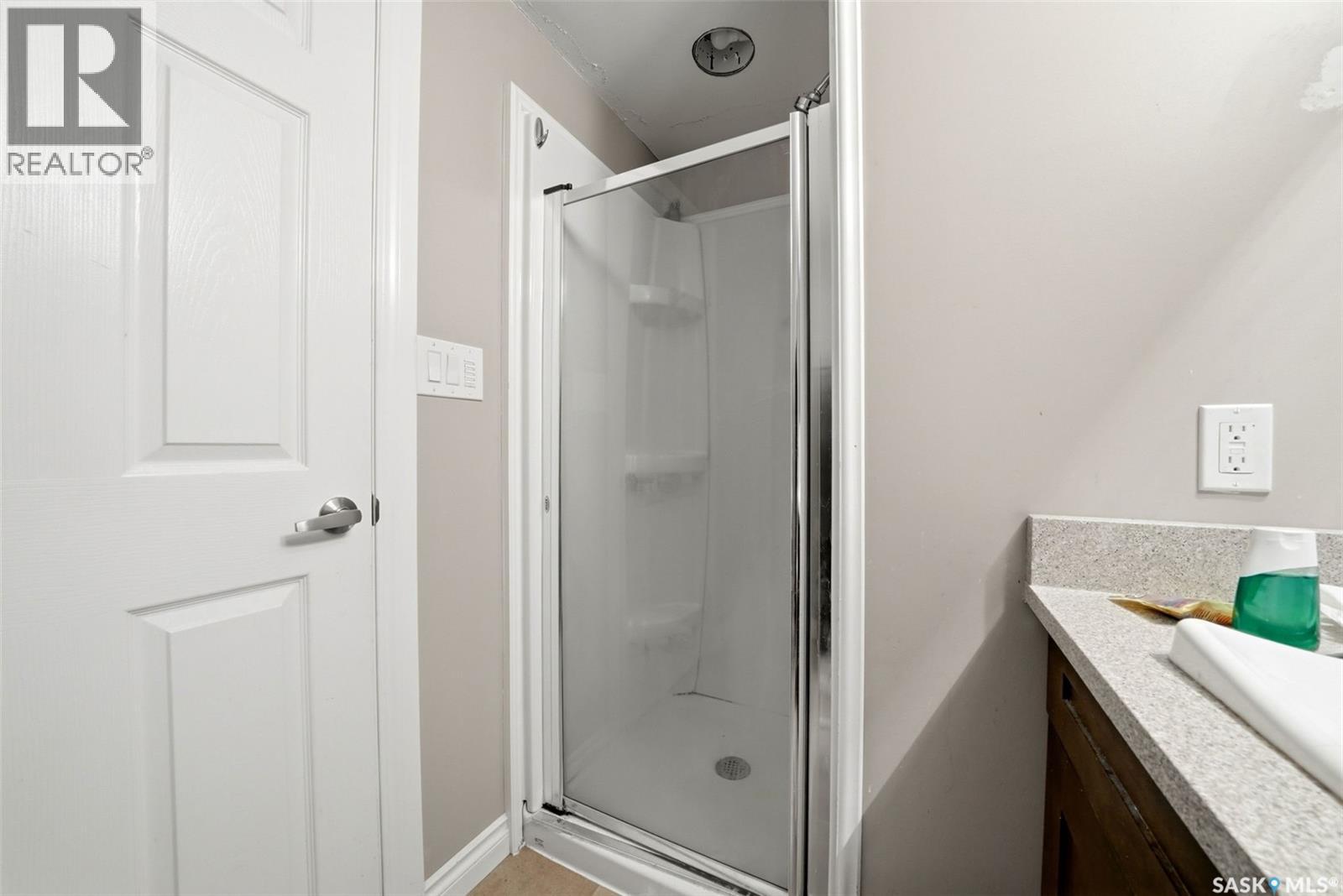 3325 29th AVENUE - Image 25