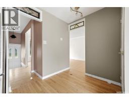 3325 29th Avenue, Regina, SK S4S2P1 Photo 12