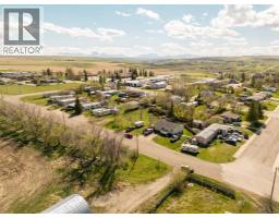 827 2 Street E, Cardston, AB T0K0K0 Photo 11