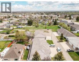 258 2a Street W, Cardston, AB T0K0K0 Photo 46