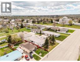 258 2a Street W, Cardston, AB T0K0K0 Photo 47