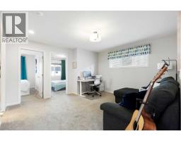 40 Dawson Harbour Villas, Chestermere, AB T1X2A3 Photo 19