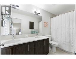 40 Dawson Harbour Villas, Chestermere, AB T1X2A3 Photo 28