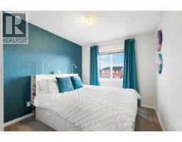 40 Dawson Harbour Villas, Chestermere, AB T1X2A3 Photo 23