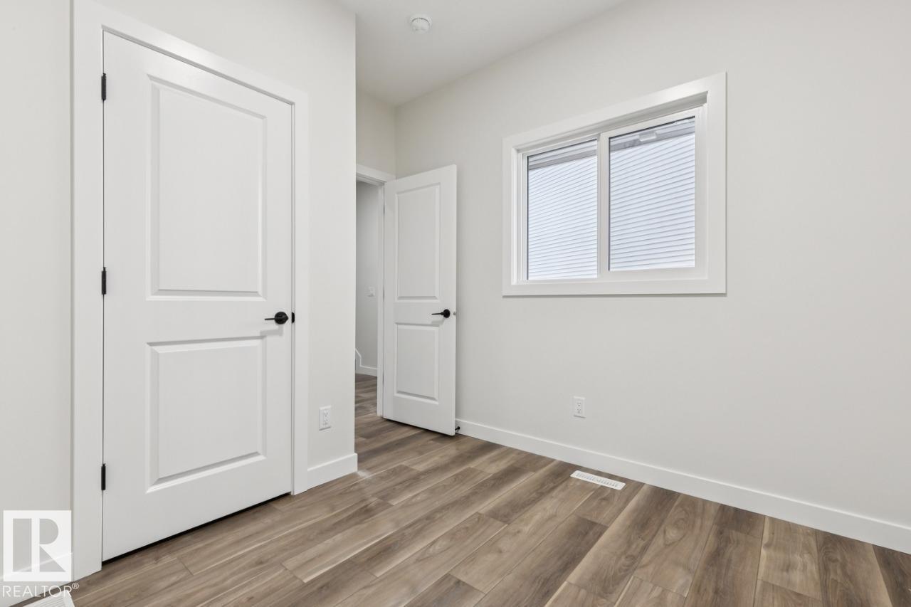 432 27 ST SW - 25
