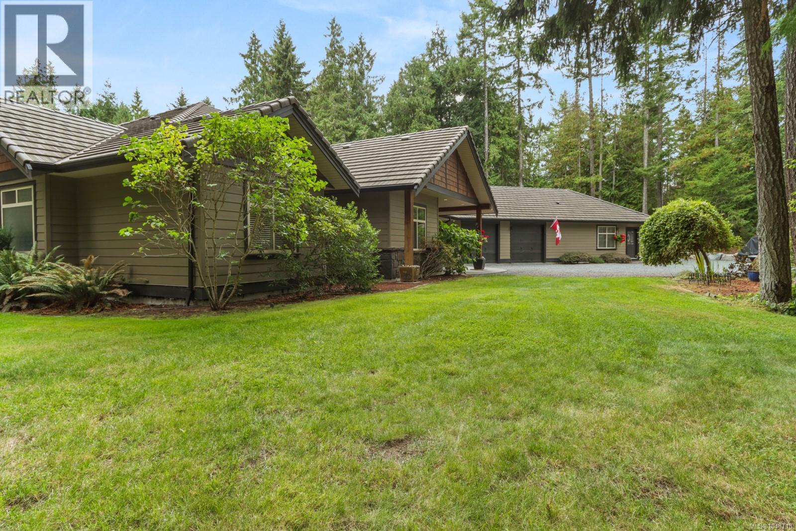 1090 Coldwater Rd, Parksville