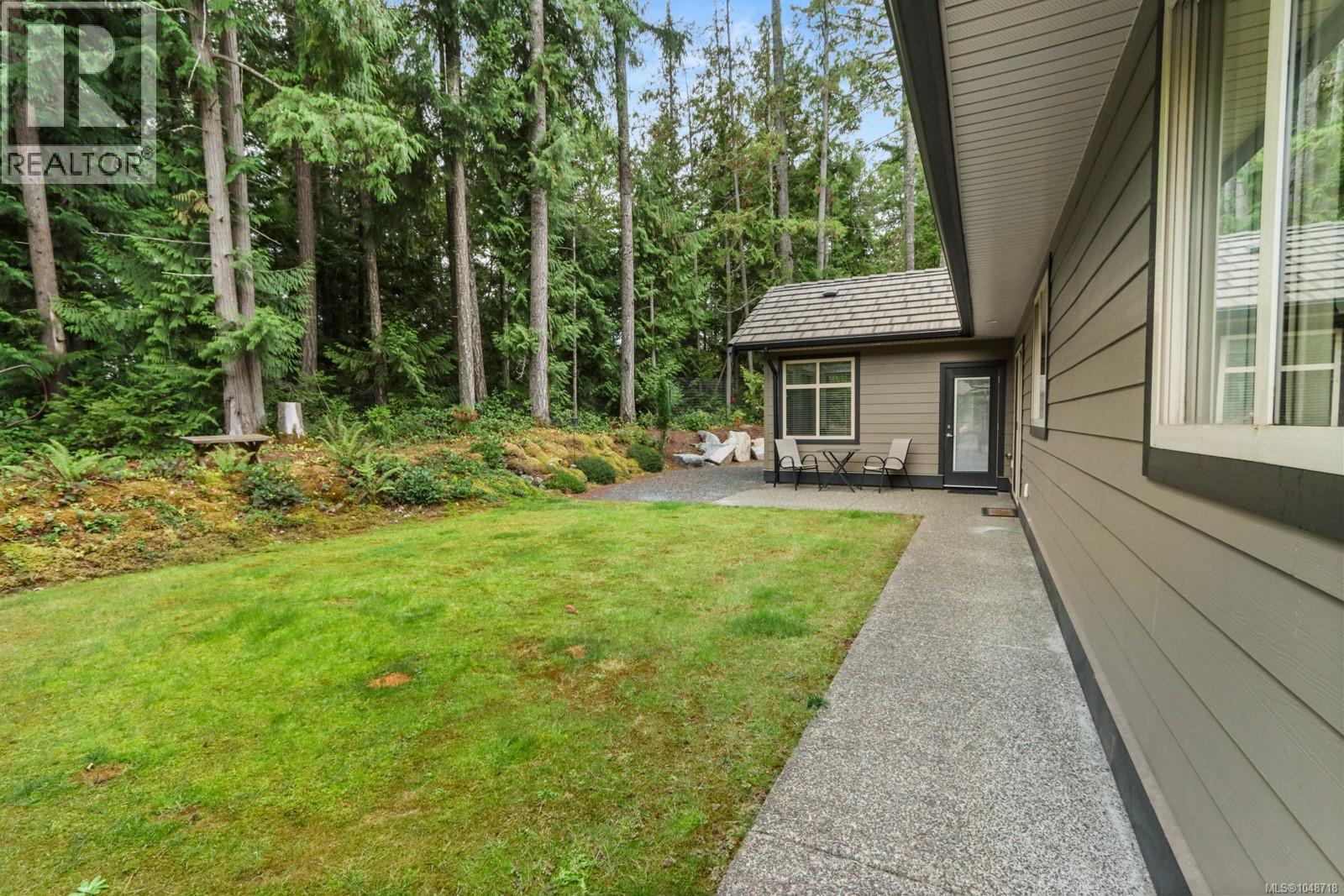 1090 Coldwater Rd, Parksville