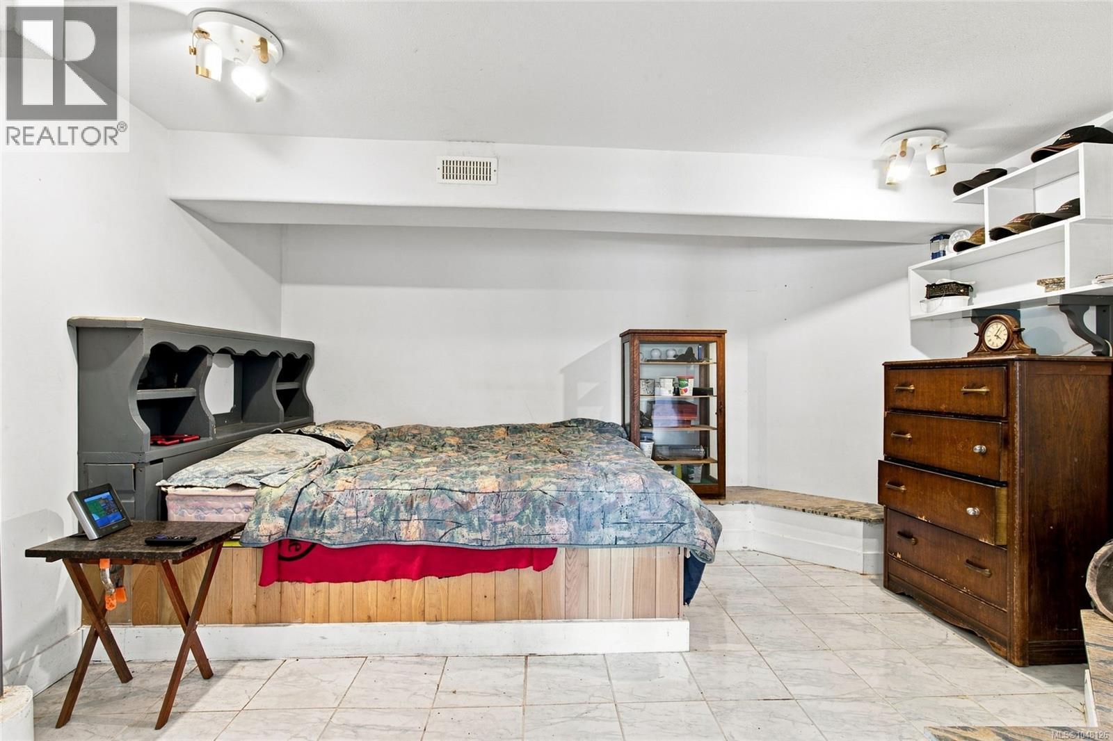 945 Little Mountain Rd, Parksville