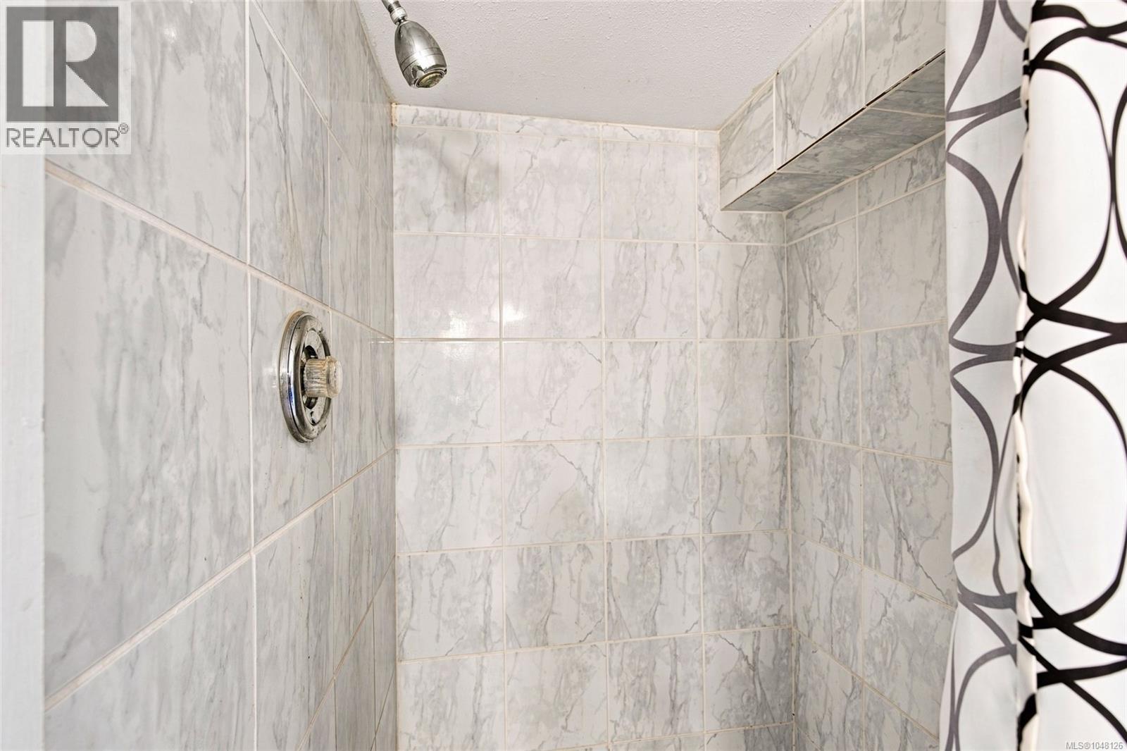 945 Little Mountain Rd, Parksville