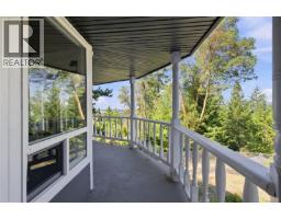 Kitchen - 945 Little Mountain Rd, Errington, BC V9P2C3 Photo 13