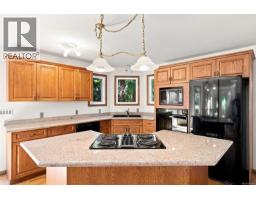 Living room - 945 Little Mountain Rd, Errington, BC V9P2C3 Photo 18