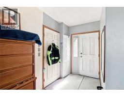 945 Little Mountain Rd, Errington, BC V9P2C3 Photo 35