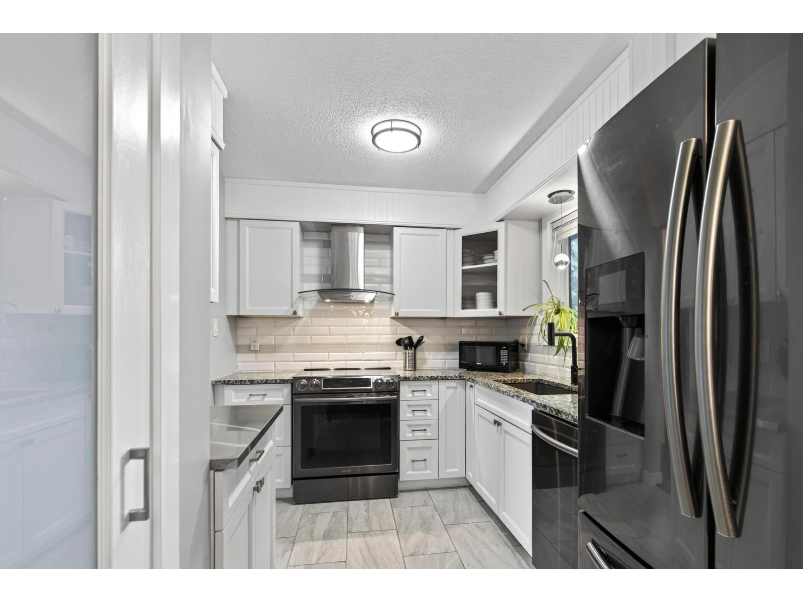 5 Bed, 2 Bath House for Sale in Mission – 8087 MANSON STREET, Mission – MLS# R3162749 - Image 12