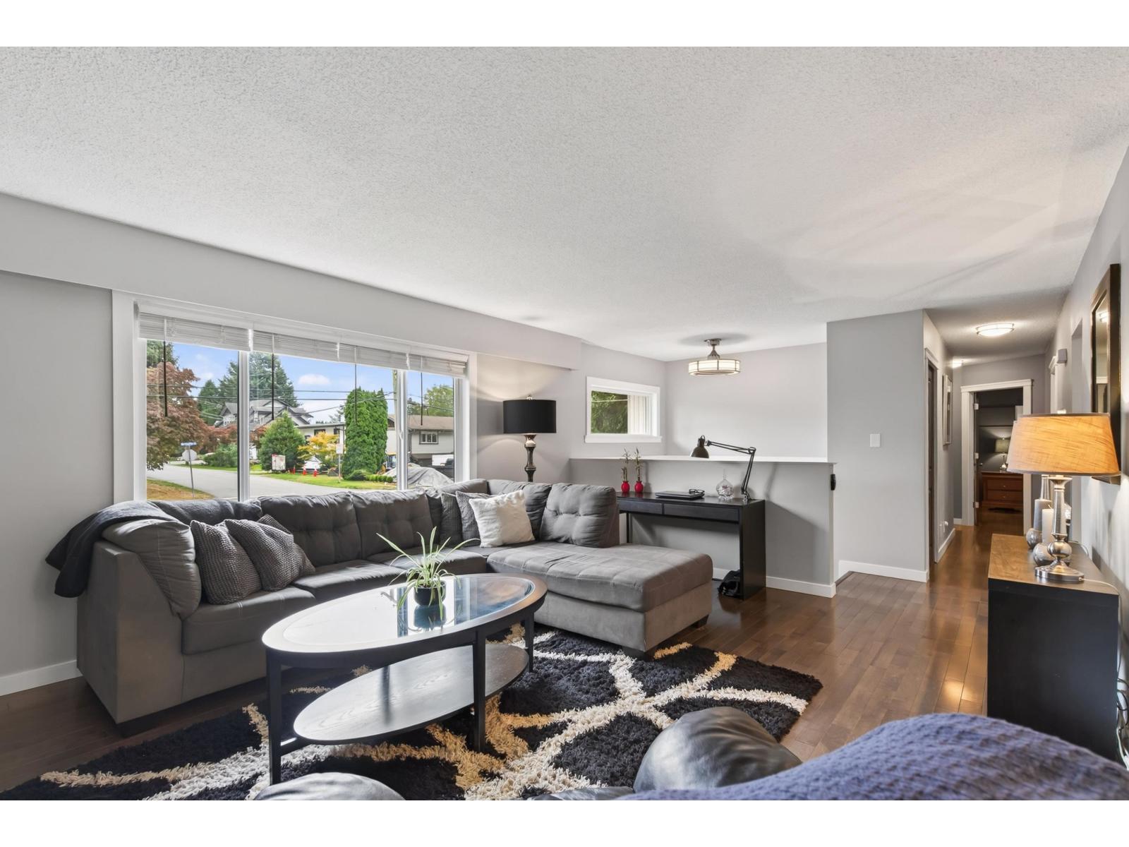 5 Bed, 2 Bath House for Sale in Mission – 8087 MANSON STREET, Mission – MLS# R3162749 - Image 8