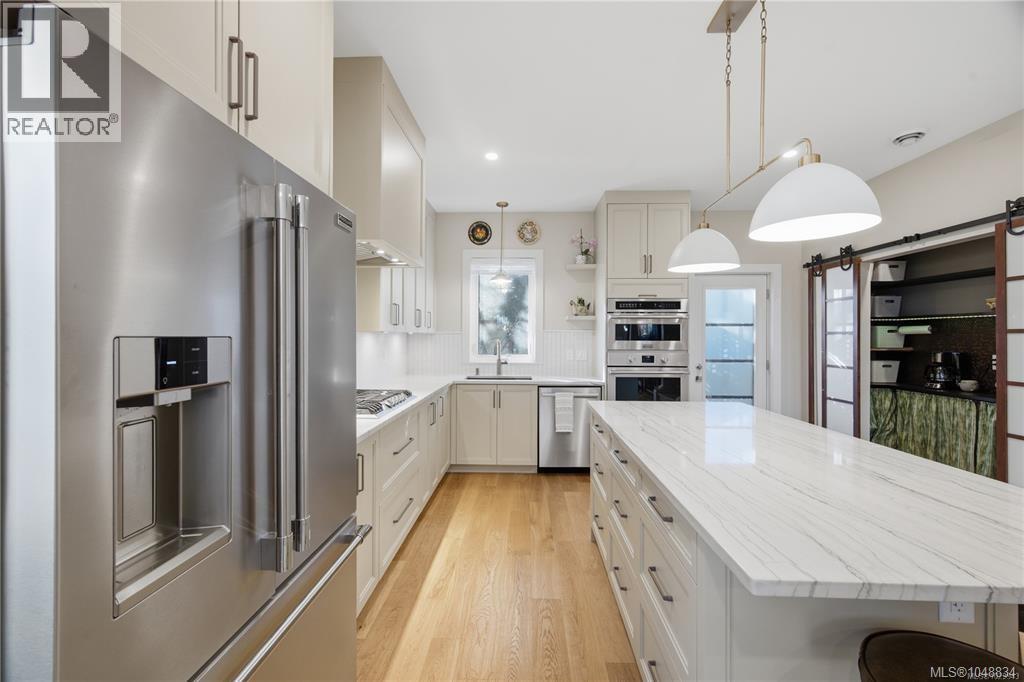 525 Sumas St - 11