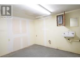 361 Dundas Street, Woodstock, ON N4S1B6 Photo 18