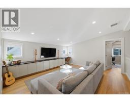525 Sumas St, Victoria, BC V8T4S4 Photo 23